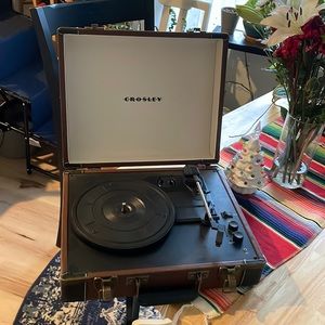Crosley BT/Vinyl Turntable